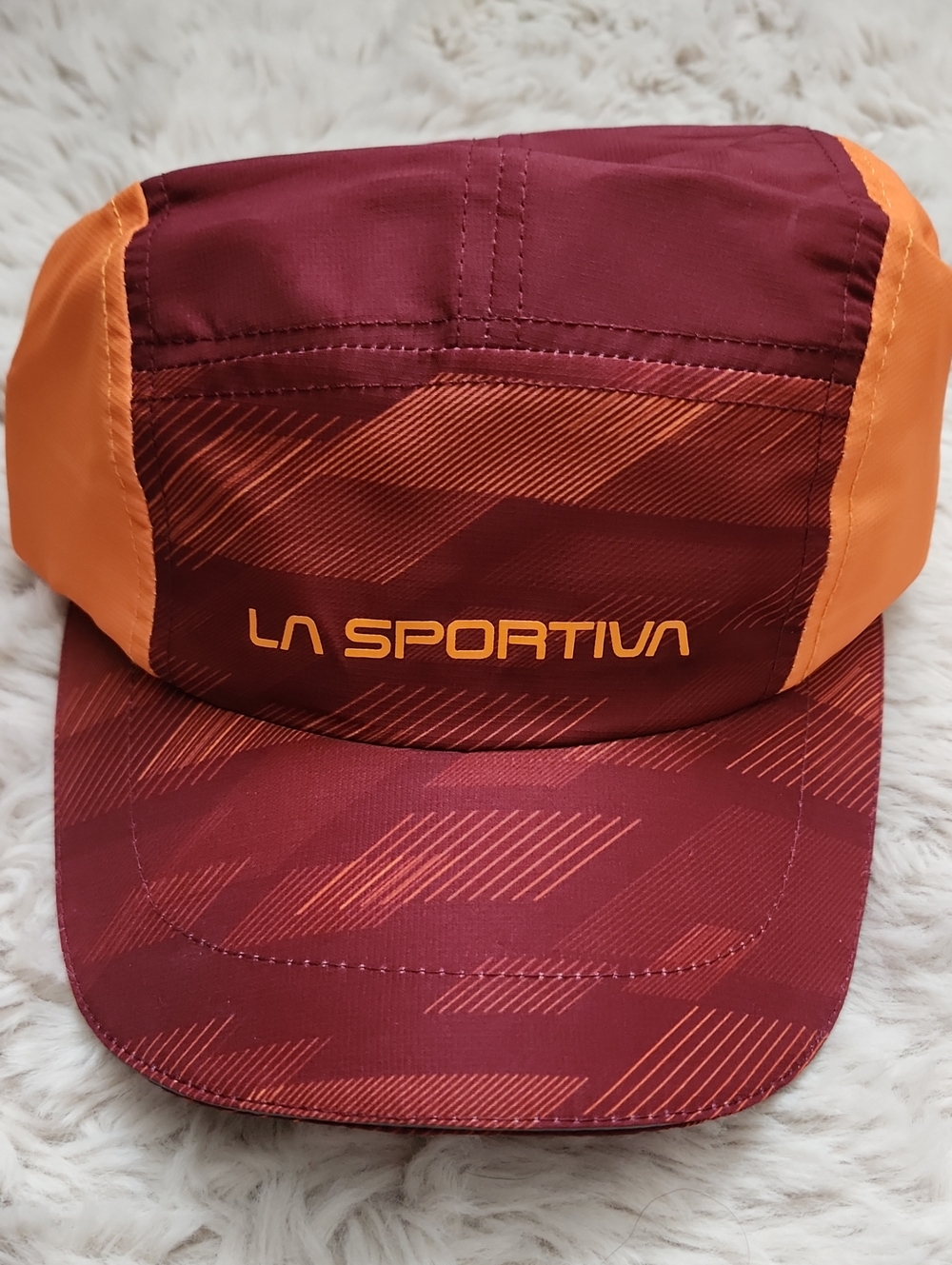 NWT La Sportiva Skyline Cap Size L/XL